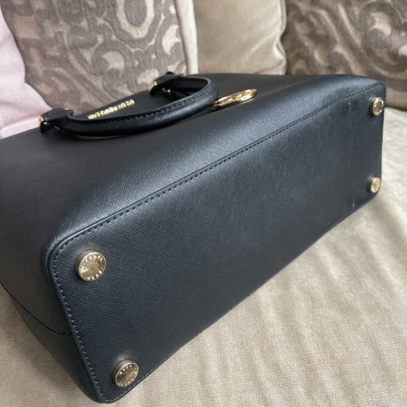 MICHAEL KORS Sutton Leather Medium Satchel Handbag - Picture 6 of 7